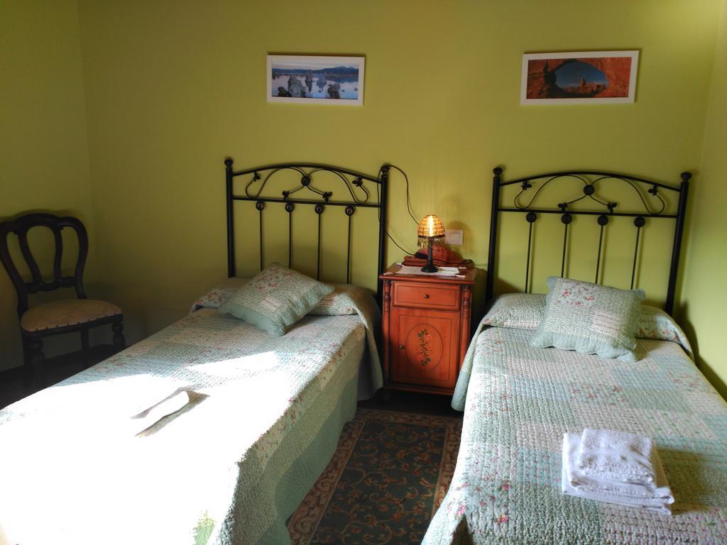 Casa Rural Casa Azul Farm stay Villahormes